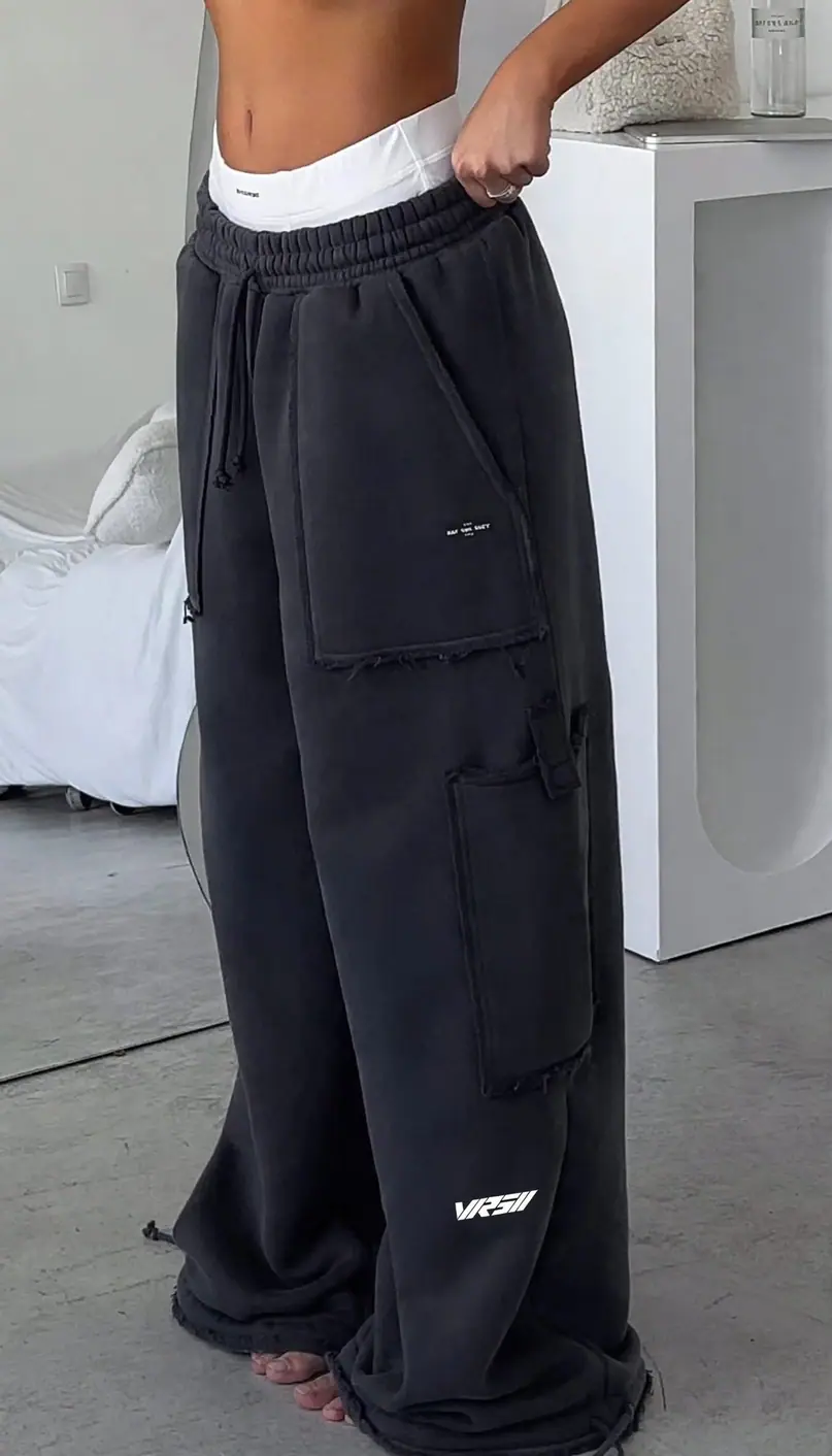 V-CORE PANT en negro lavado